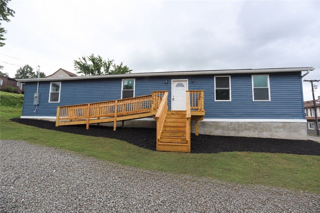 Property Photo: 1172 Fifth Street PA 15692