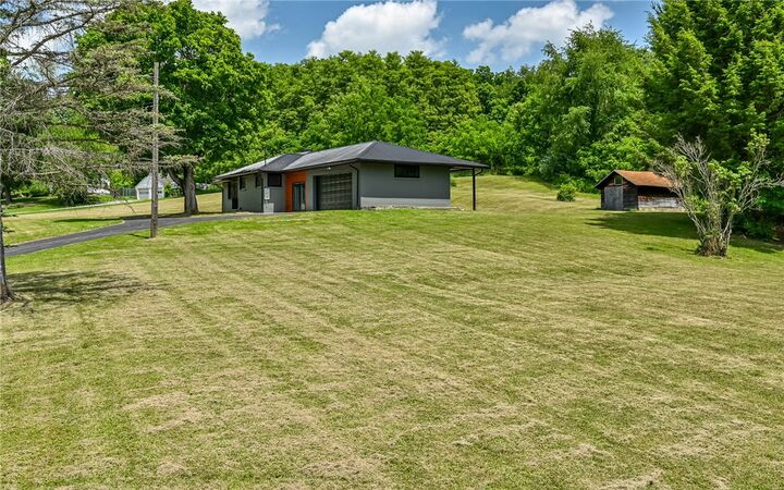Property Photo: 700 Lower Boyd School Rd PA 16157