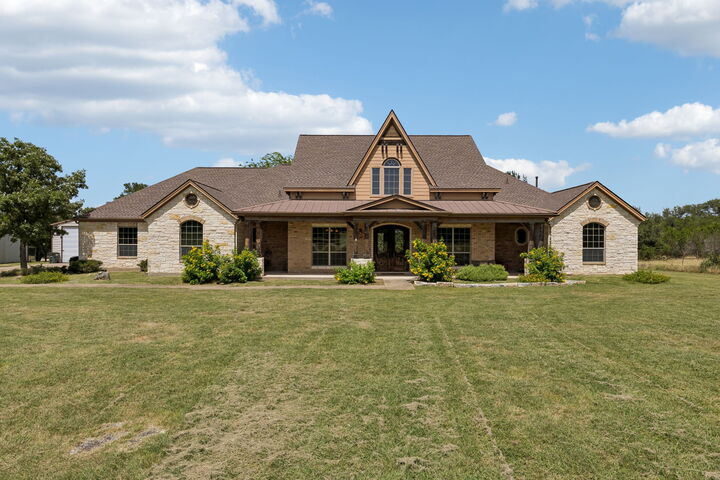 Property Photo:  438 Patricia Road  TX 78628 