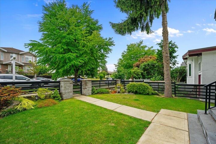 Property Photo: 3179 E 16th Avenue BC V5M 2M7