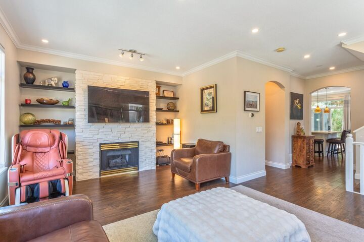 Property Photo: 5240 Oakmount Crescent 19 BC V5H 4S1