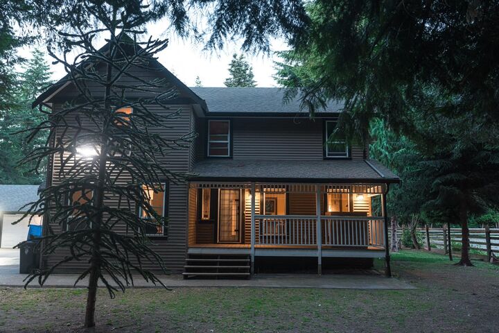 4994 240 Street — photo 1