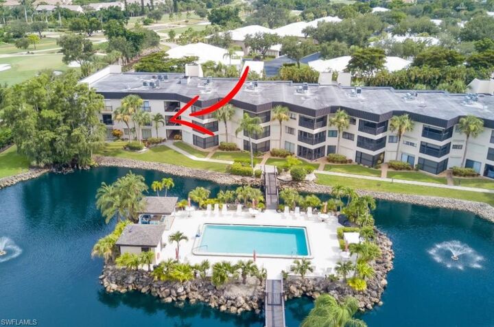 Property Photo:  6979 Winkler Rd 322  FL 33919 