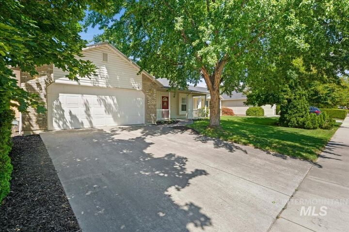 Property Photo:  13310 W Broadleaf  ID 83713 