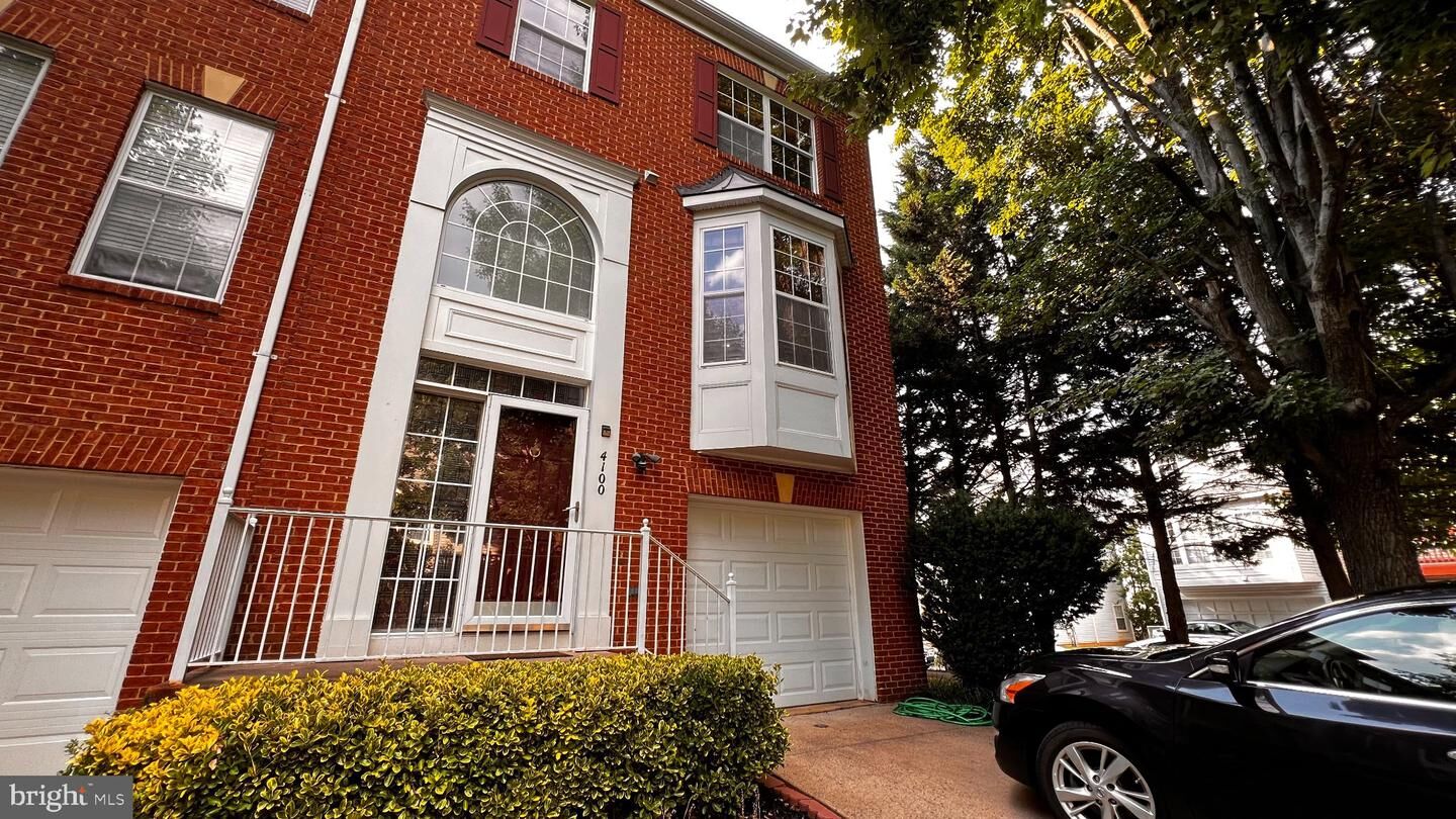 Property Photo: 4100 Flower Box Court VA 22030