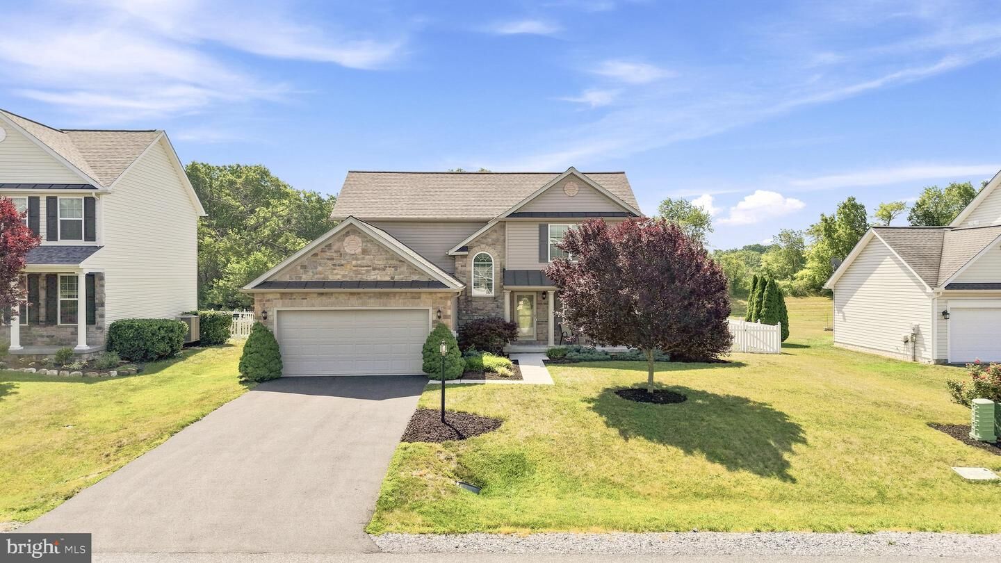 Property Photo: 224 Shannon Court WV 25428