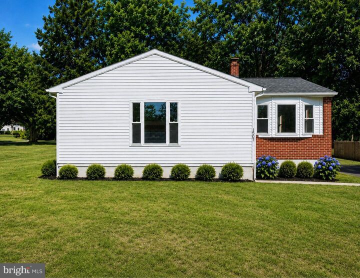 Property Photo:  1507 Superior Street  MD 21078 