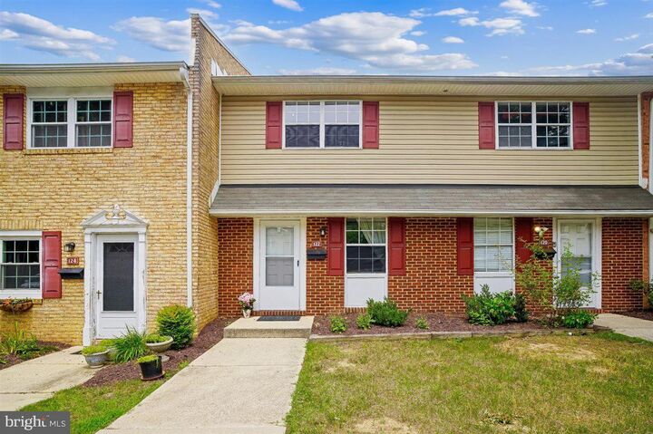 Property Photo:  122 Merryman Court  MD 21401 