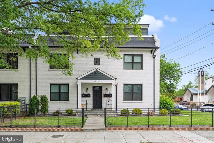 Property Photo:  1722 West Virginia Avenue NE 2  DC 20002 