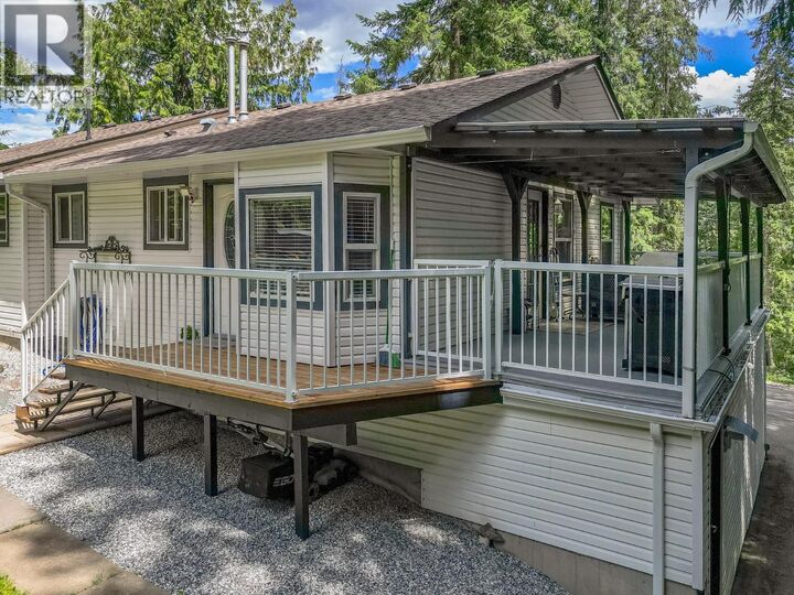 Property Photo: 2476 Forest Drive BC V0E 1H2