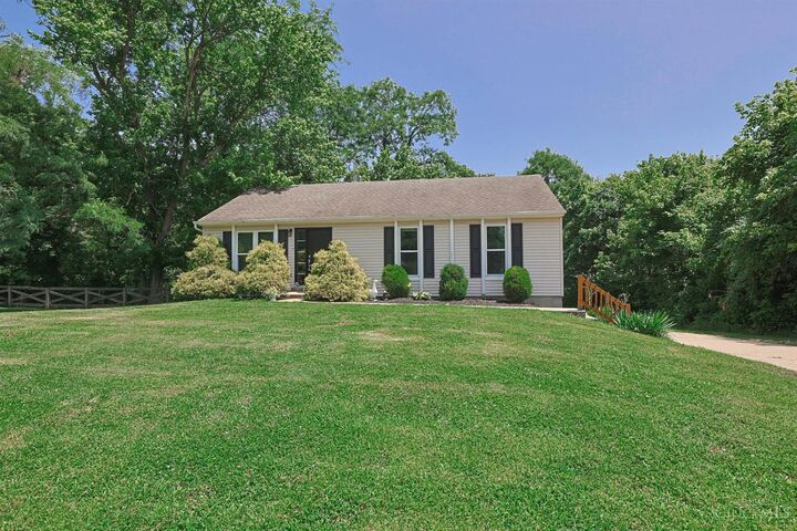 Property Photo: 20938 Lakeview Drive IN 47025