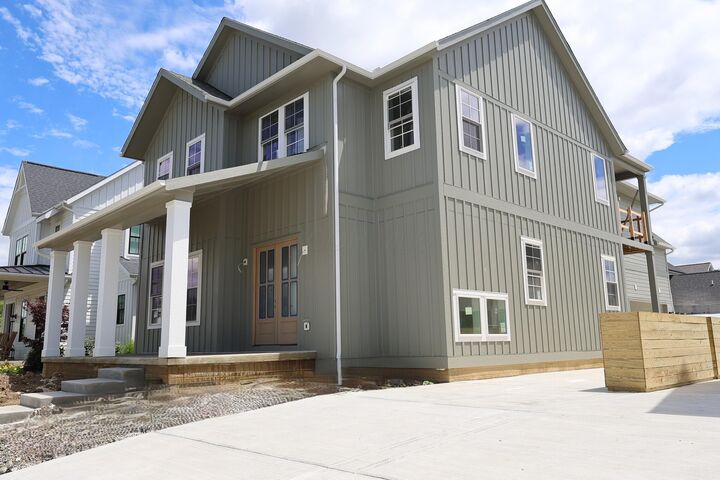 Property Photo: 5703 Butternut Drive OH 43035