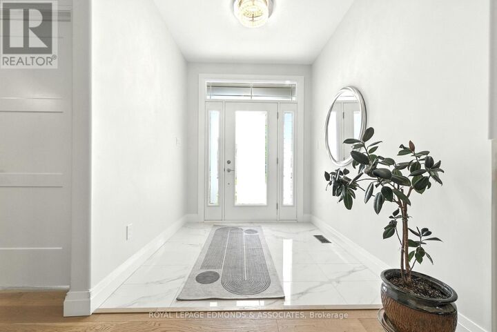 Property Photo: 517 Sydenham Street ON K8A 8K5