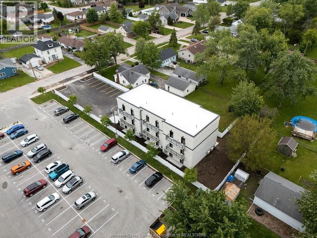 Property Photo: 133 Laird Avenue 102 ON N8M 1S4