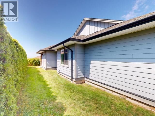 Property Photo: B-6916 Abbotsford Street BC V8A 2E8