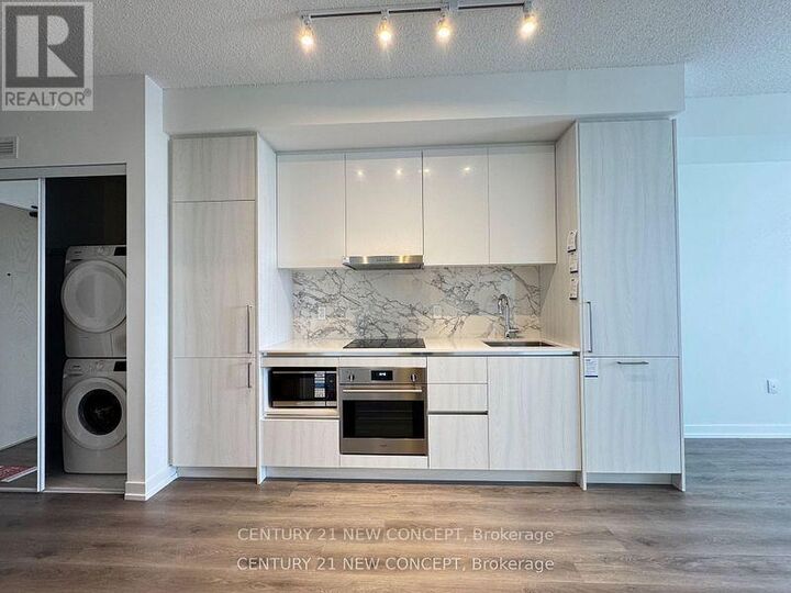 Property Photo:  225 Commerce Street 4105  ON L4K 0R1 