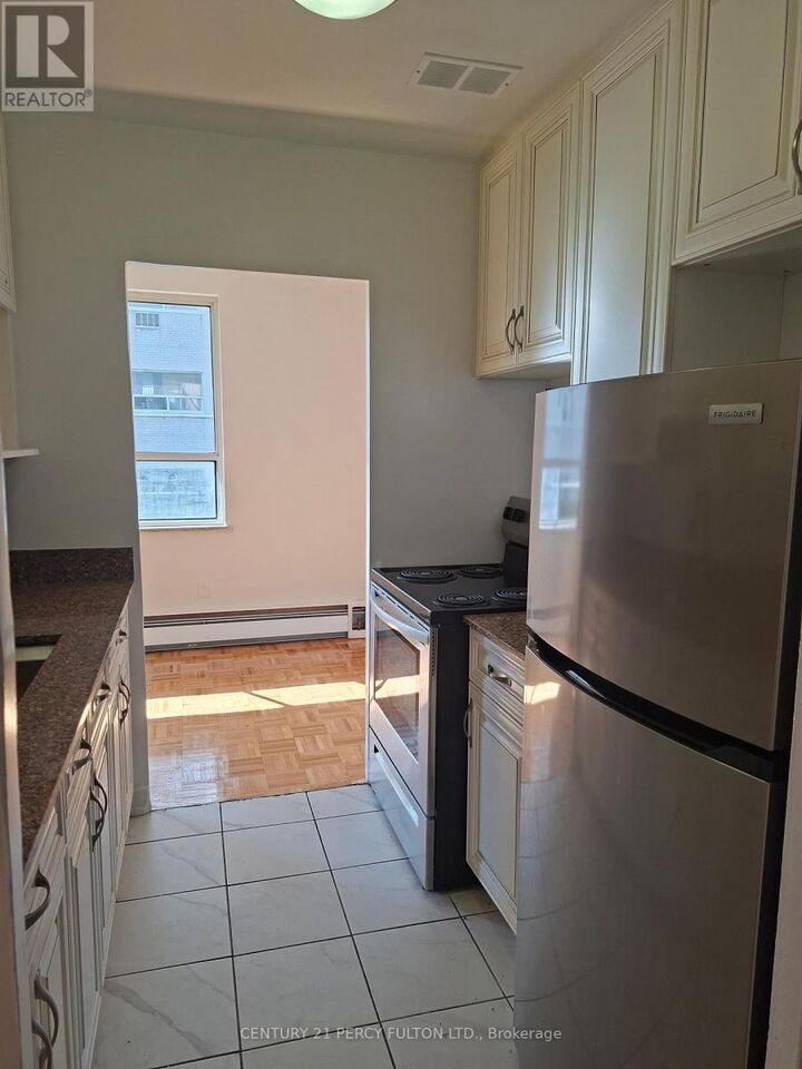 Property Photo: 2202 Weston Road 304 ON M9N 1Y3