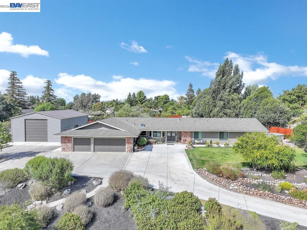 Property Photo:  3036 Frandoras Cir  CA 94561 