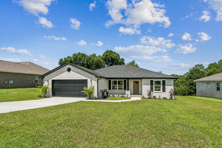 Property Photo:  249 Paradise Palm Circle  FL 32536 