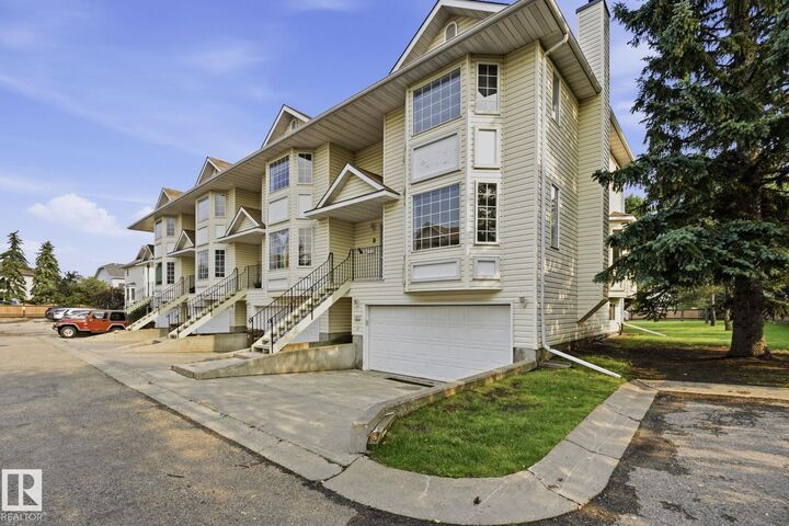 10 Devon Close 8 — photo 1