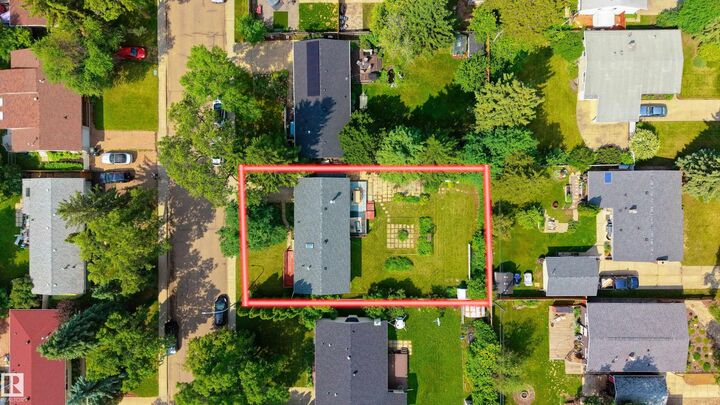 Property Photo: 947 Alder Avenue AB T8A 1V7