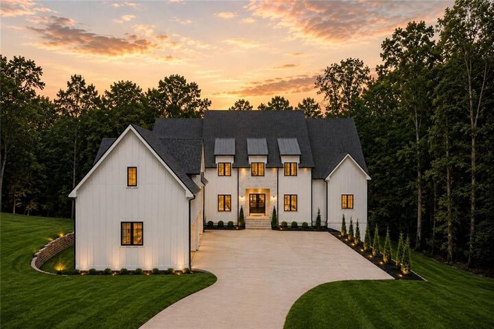 Property Photo:  7835 Scenic Drive  GA 30041 