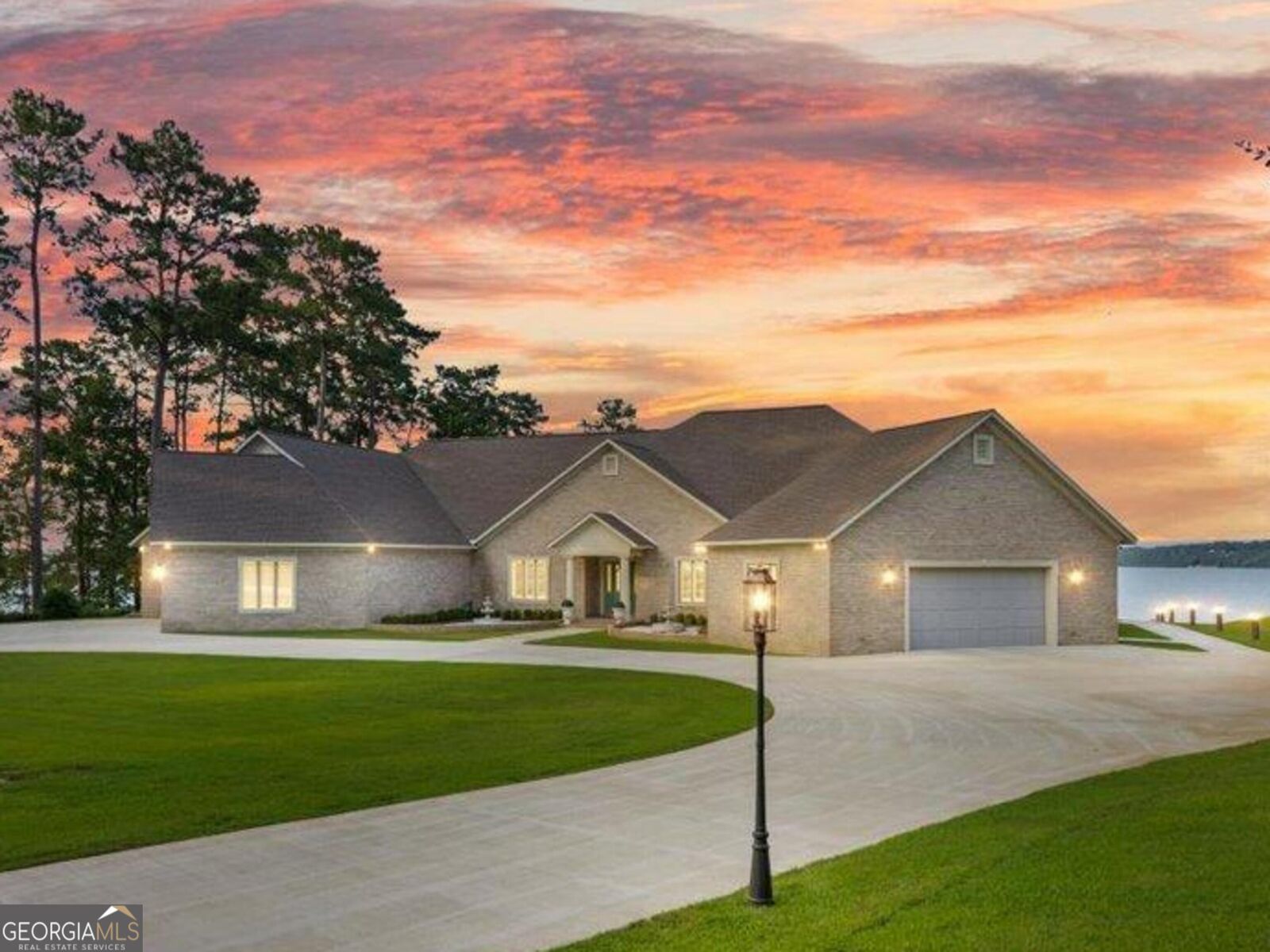 Property Photo:  208 Merion Drive  AL 36027 