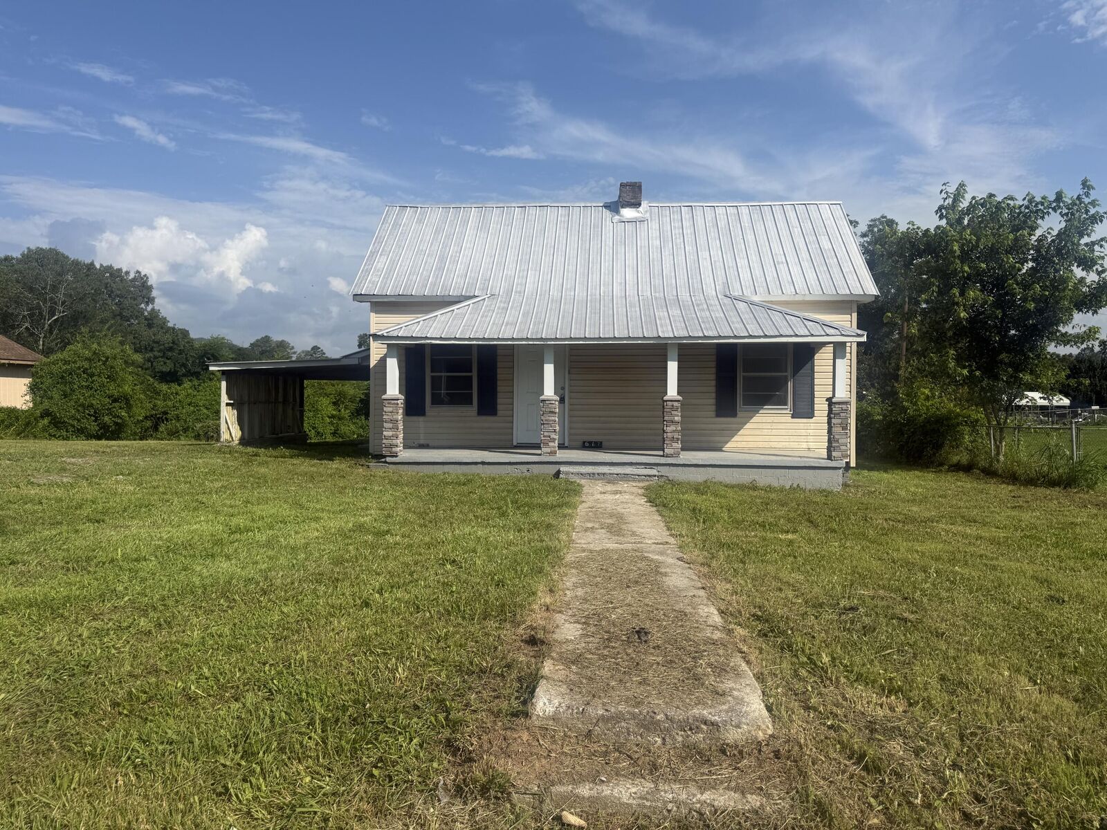 Property Photo:  617 Ehrich Avenue  AL 35740 