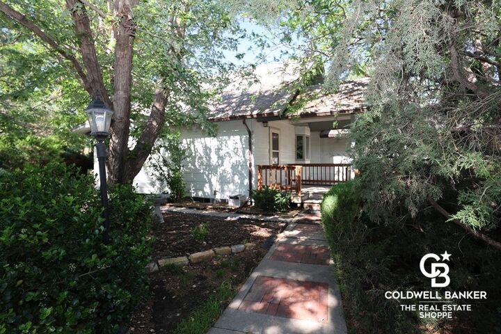 Property Photo:  4582 W Jones Avenue  KS 67846 