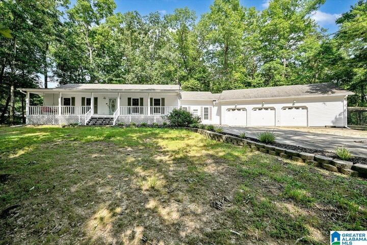 Property Photo:  270 County Road 281  AL 35057 