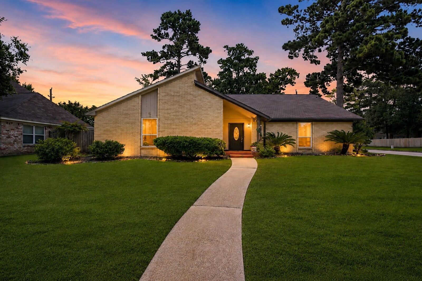 Property Photo: 24902 Butterwick Drive TX 77389