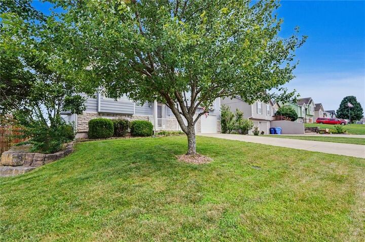 Property Photo:  953 N Hickory Drive  KS 66086 