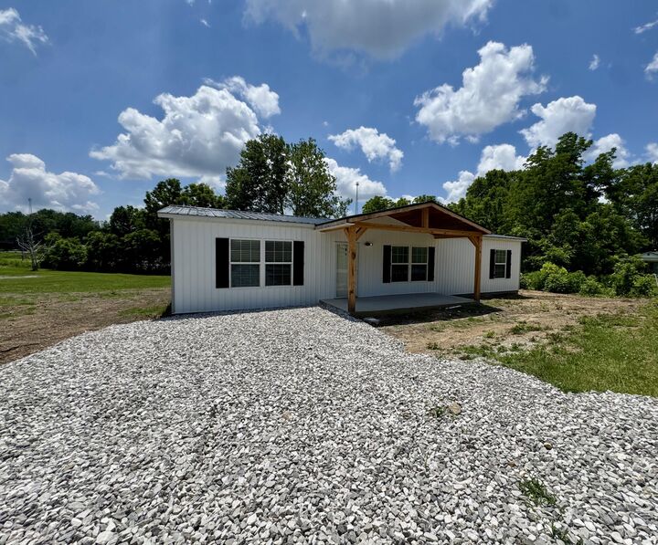 Property Photo: 5783 Slate Lick Road KY 40741