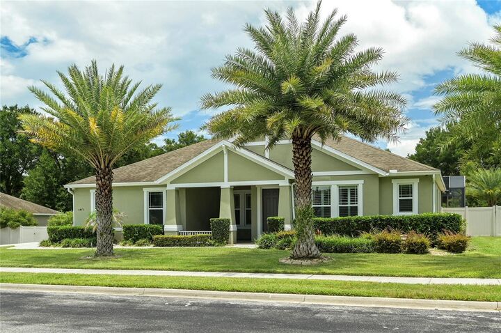 Property Photo: 4473 Berry Oak Drive FL 32712