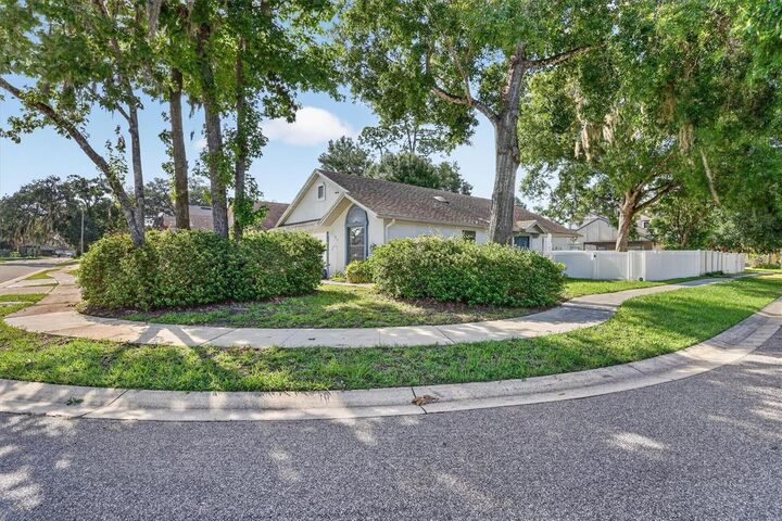 Property Photo:  1214 Creekbottom Circle  FL 32825 