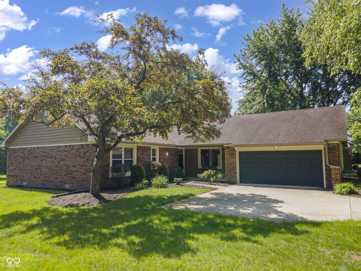 Property Photo: 13953 Oak Ridge Road IN 46032
