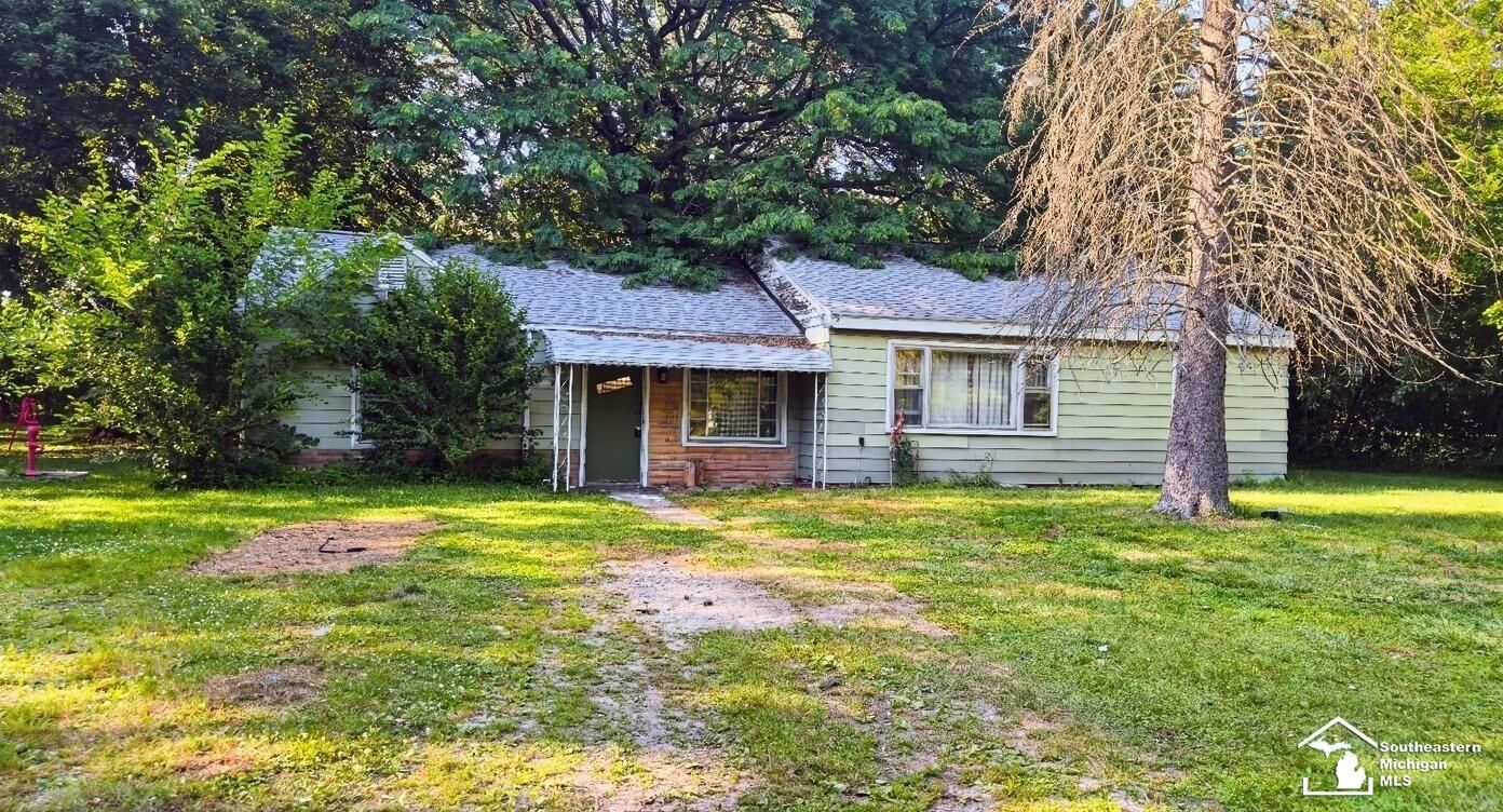 Property Photo:  2920 First Street  MI 48145 