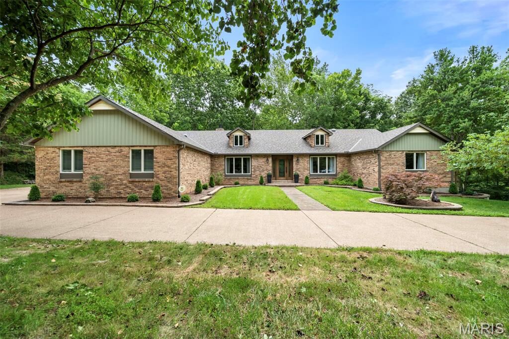 Property Photo: 4352 Rock Island Road MO 63010