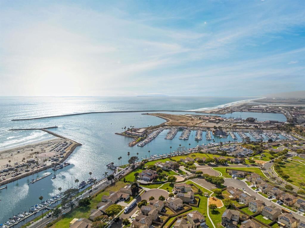 Property Photo: 1200 Harbor Drive N 4B CA 92054