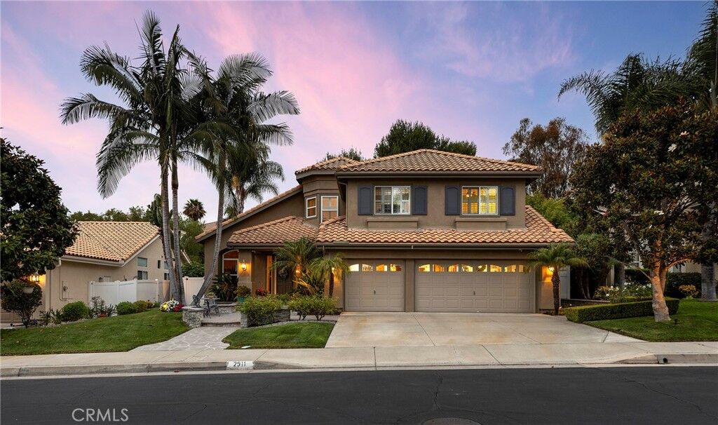 Property Photo: 2911 Carta Taza CA 92673