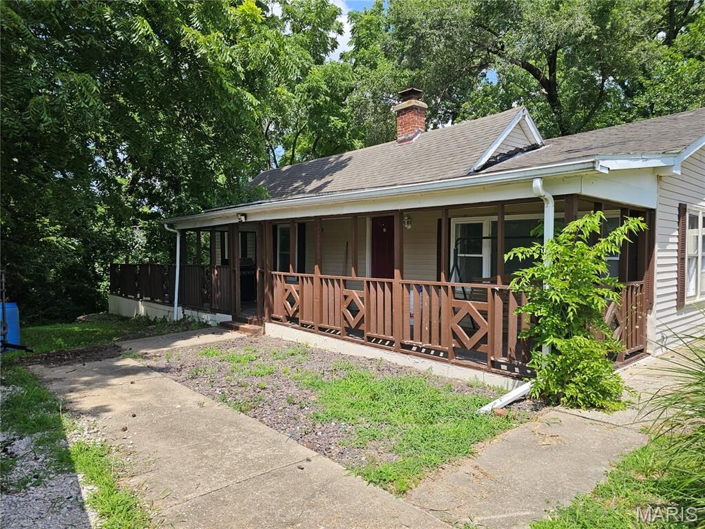 Property Photo:  331 N East Street  IL 62049 