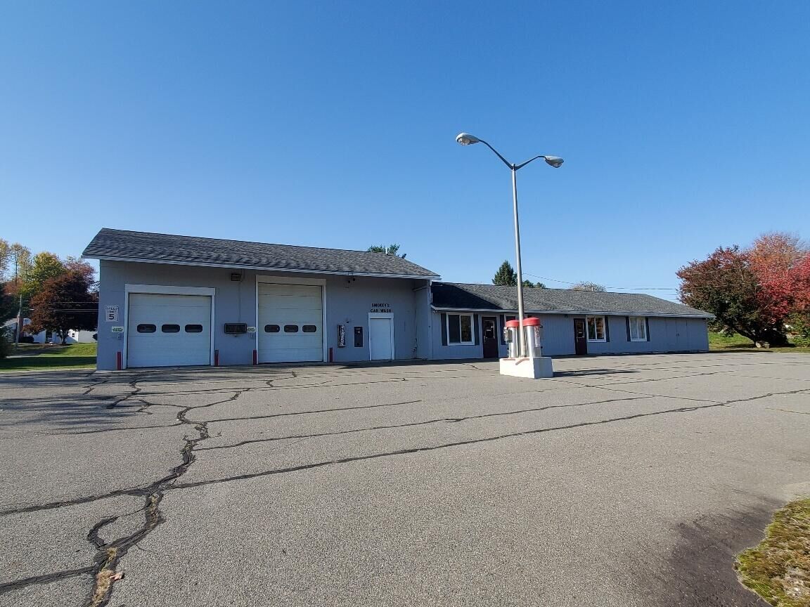 Property Photo:  821 Houlton Road  ME 04694 