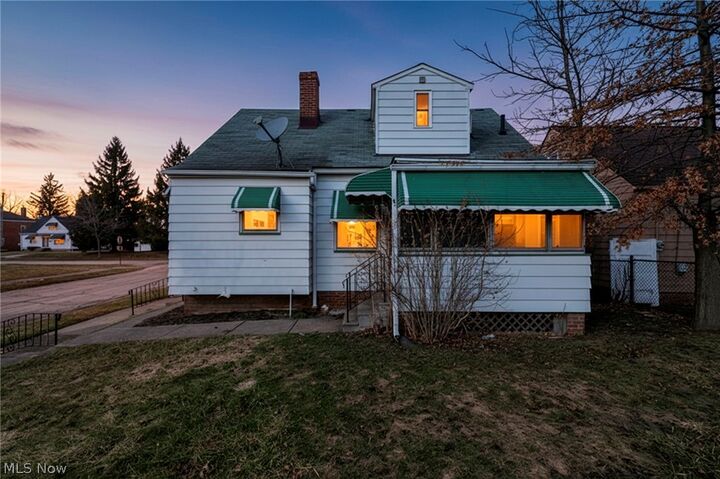 Property Photo:  21202 Gardenview Drive  OH 44137 