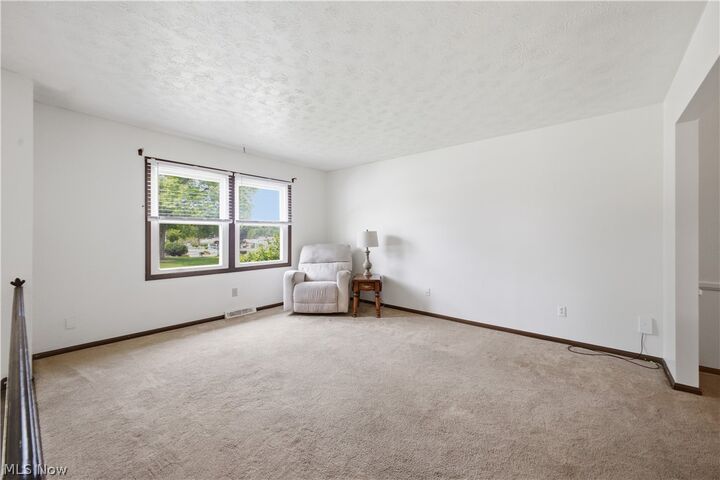 Property Photo:  7533 Jaguar Drive  OH 44512 