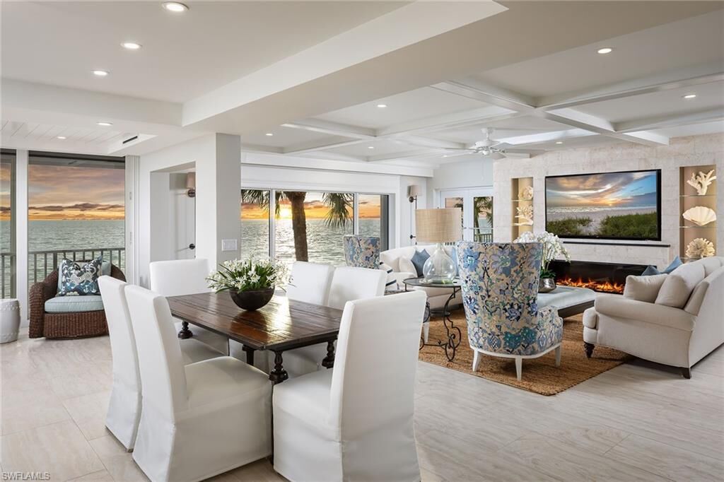 Property Photo: 1285 Gulf Shore Blvd N 3B FL 34102