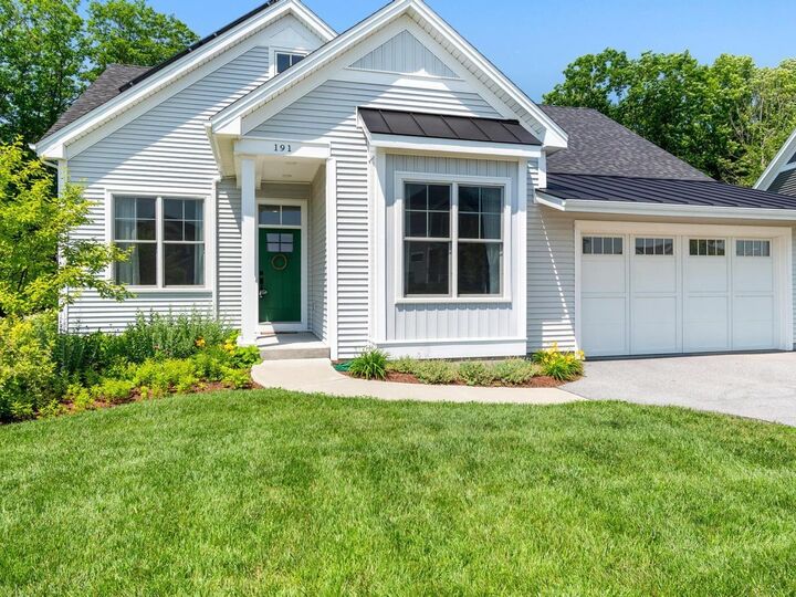 Property Photo:  191 Elmore Street  VT 05482 