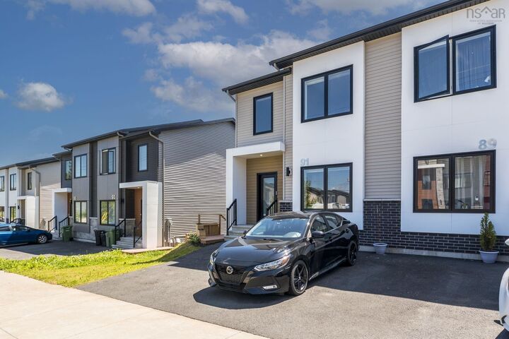 Property Photo: 91 Honeygold Drive NS B3R 0G3