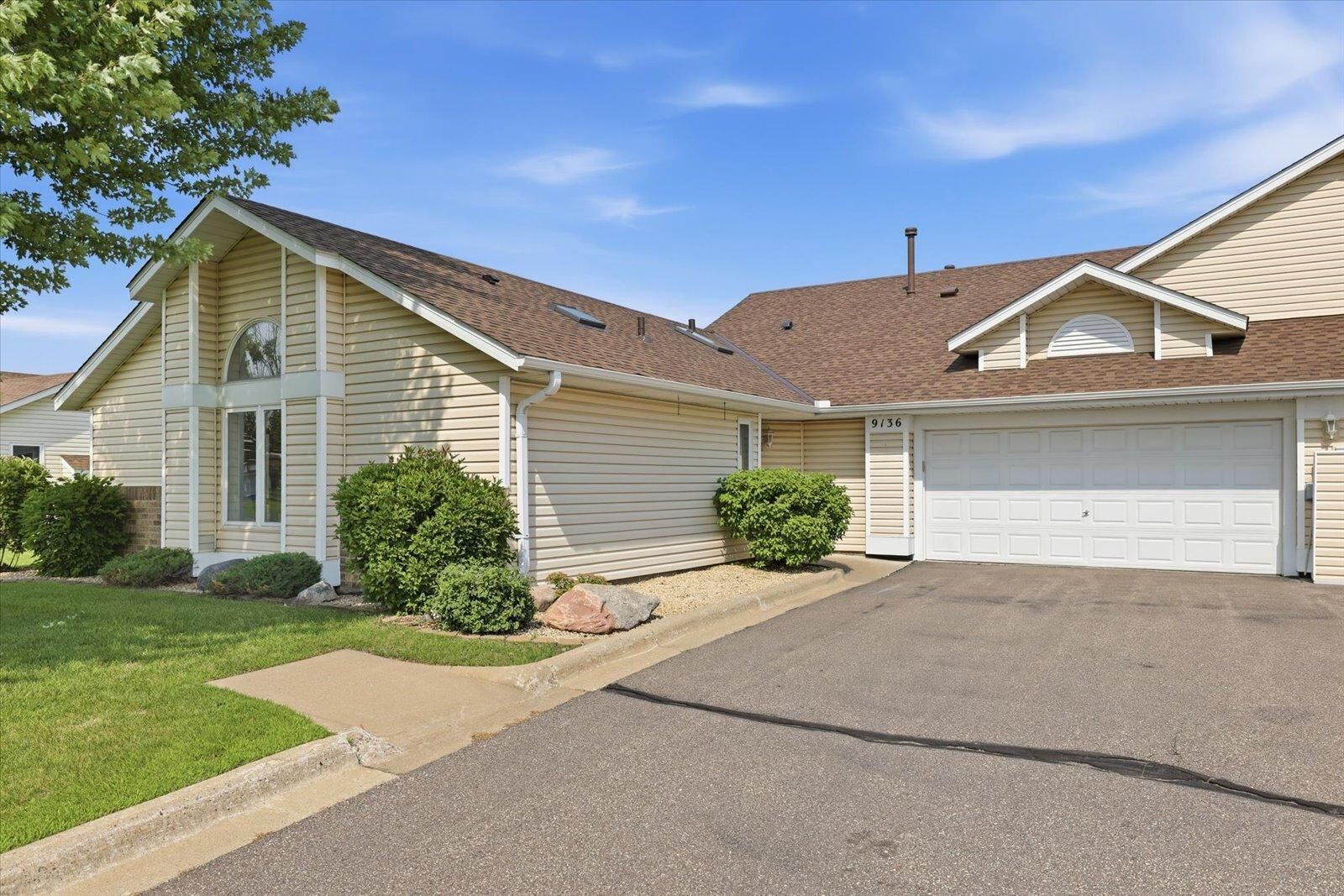 Property Photo: 9136 Windsor Terrace MN 55443