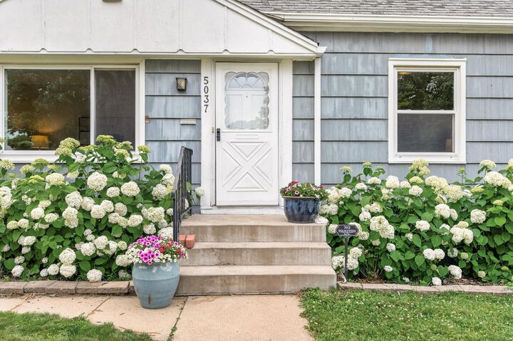 Property Photo:  5037 Upton Avenue N  MN 55430 