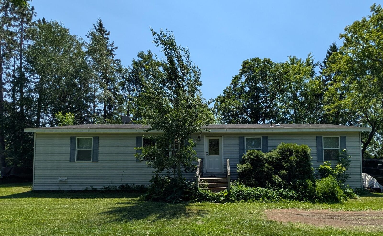 Property Photo: 3945 Maple Street MN 55757